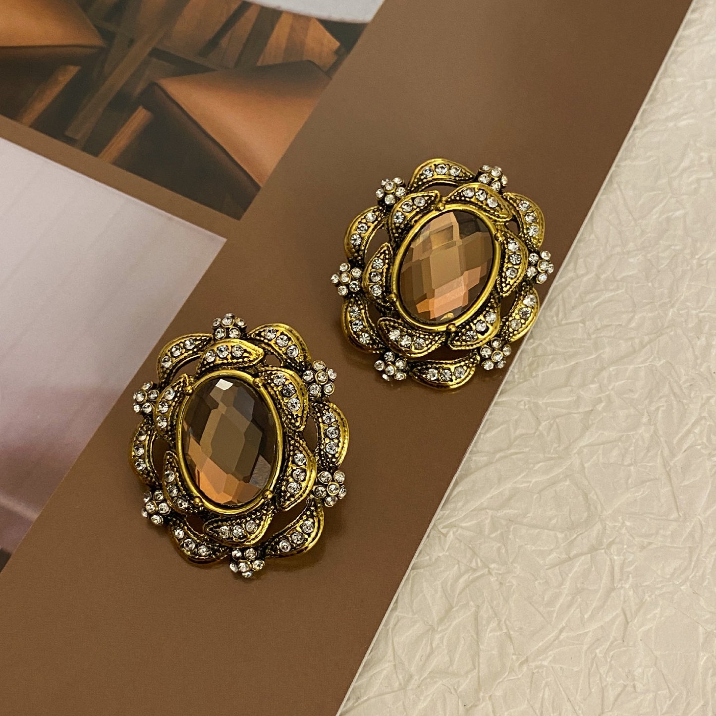 Retro Oval Large Stud Earrings