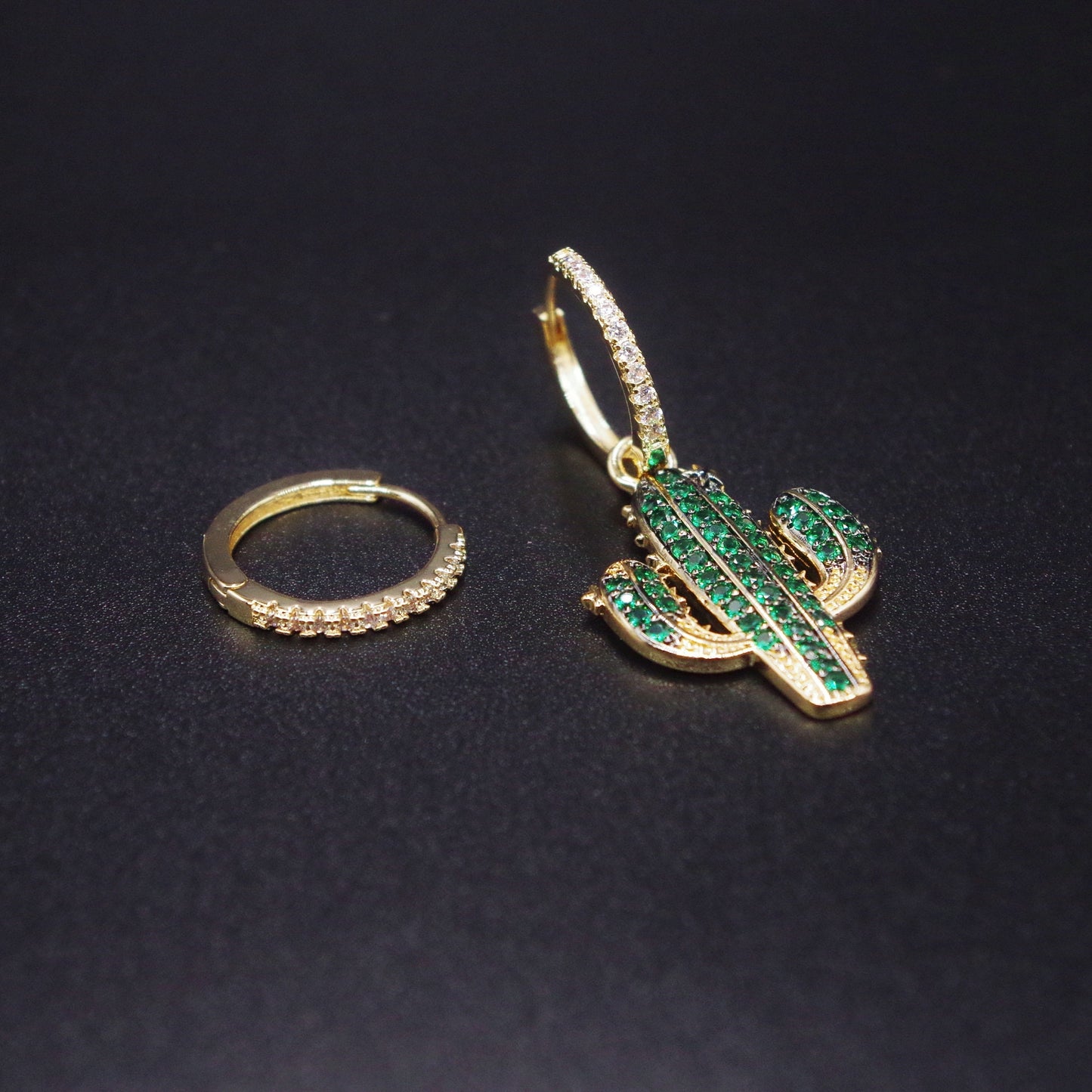 MIsmatch Cactus Hoop Earrings