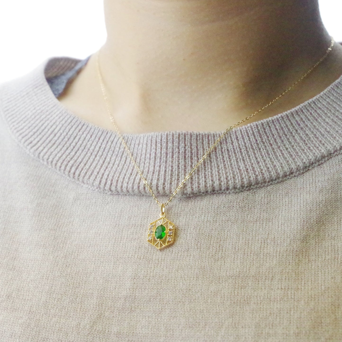 Gold Clavicle Emerald Green Necklace