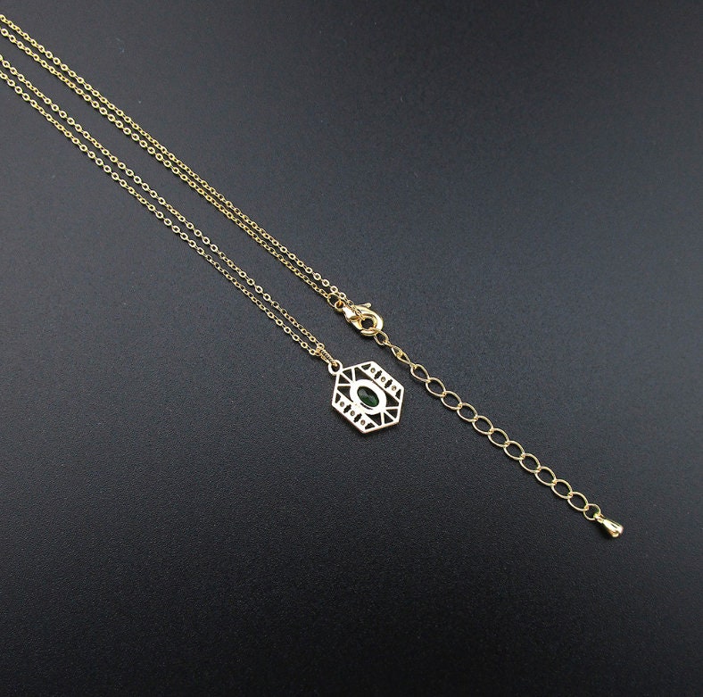 Gold Clavicle Emerald Green Necklace