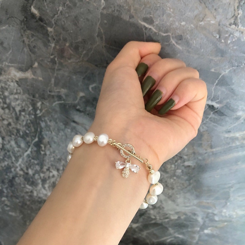 Gold Bee Genuine Pearl Beaded Bracelet