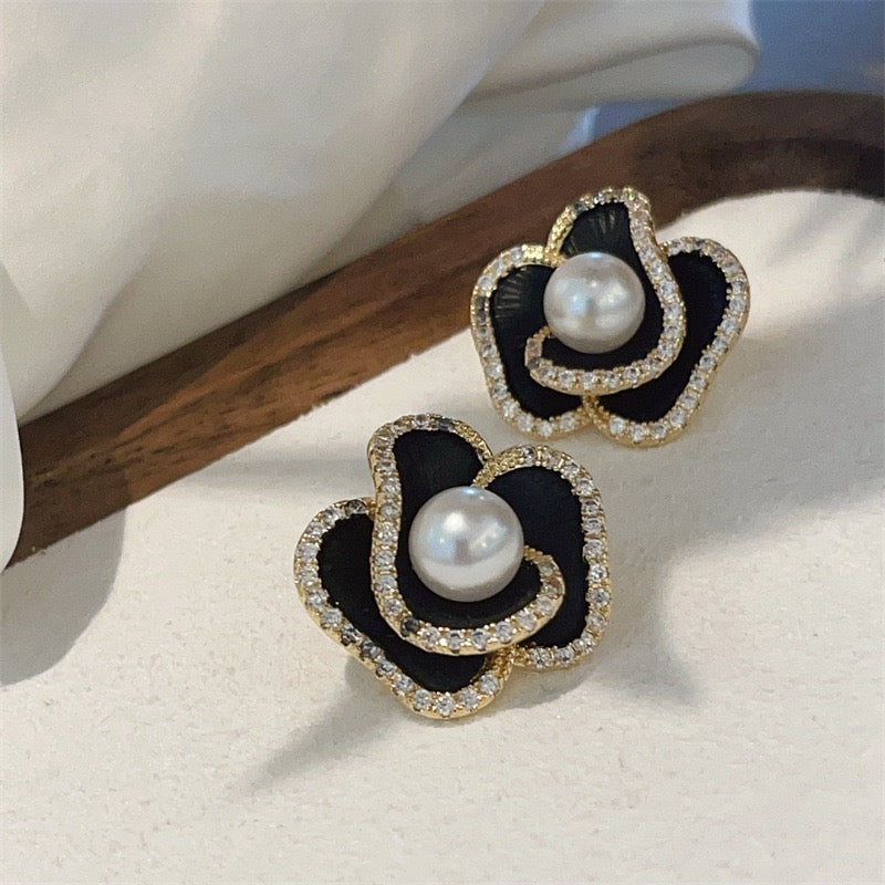 F01 Black Camelia Rose Flower Stud Earrings